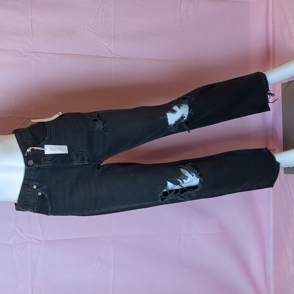 BDG Urban Outfitters Black Distressed Relaxed Straight Jeans size 27